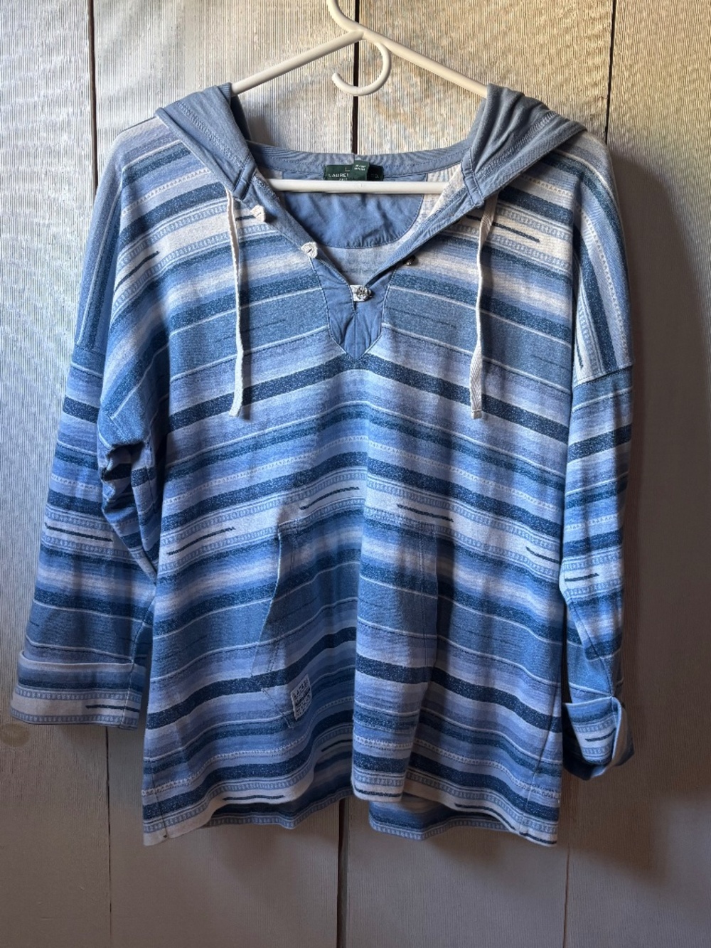 Woman’s blue sweatshirt Ralph lauren (lauren jean company.)